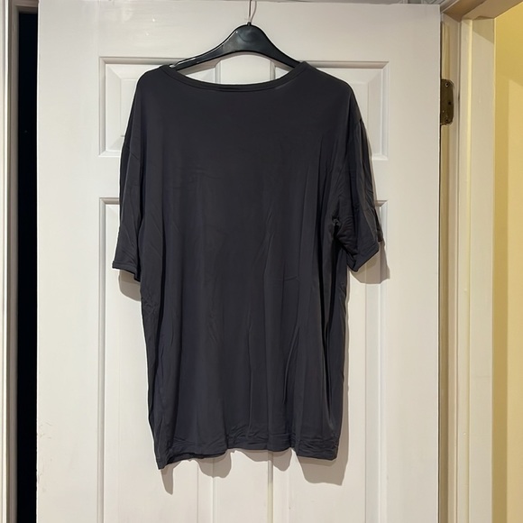 Armani Tee - Picture 3 of 5